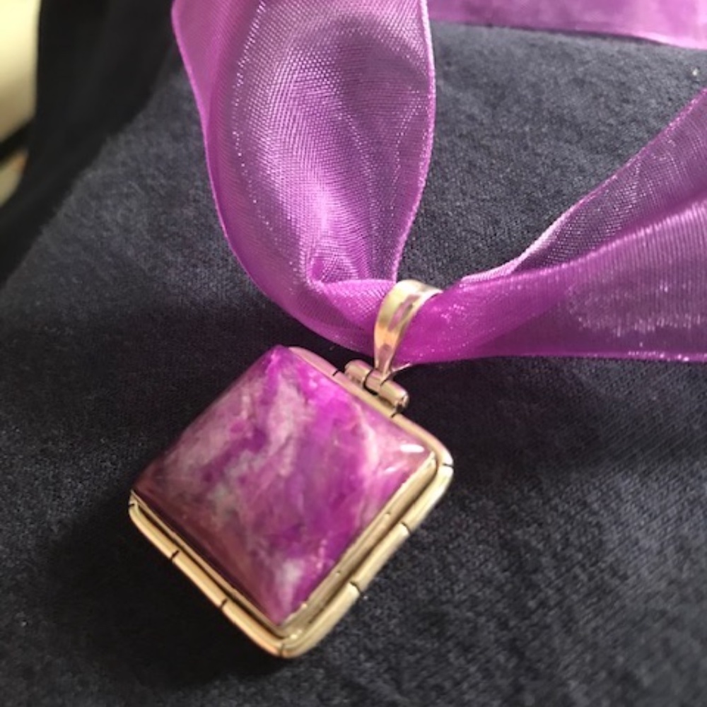Vintage Charoite Silver pendant with choker ribbon